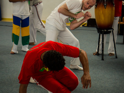 <a style='color: #fff;' href='/uploaded/photo/2eme-bapteme-de-capoeira-ecb-561631eef0092.jpg'>(Télécharger)</a>