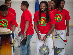  <a style='color: #fff;' href='/uploaded/photo/2eme-bapteme-de-capoeira-ecb-561641c16ea0c.jpg'>(Télécharger)</a>