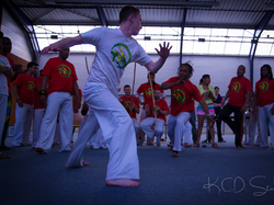  <a style='color: #fff;' href='/uploaded/photo/2eme-bapteme-de-capoeira-ecb-561644ccd923b.jpg'>(Télécharger)</a>