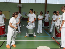  <a style='color: #fff;' href='/uploaded/photo/3eme-bapteme-de-capoeira-ecb-53fbaeb59eb1c.jpg'>(Télécharger)</a>