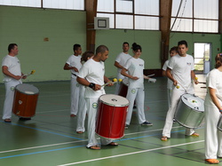  <a style='color: #fff;' href='/uploaded/photo/3eme-bapteme-de-capoeira-ecb-53fbafa4b5ed2.jpg'>(Télécharger)</a>