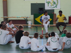  <a style='color: #fff;' href='/uploaded/photo/3eme-bapteme-de-capoeira-ecb-53fbb472a9897.jpg'>(Télécharger)</a>