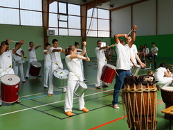  <a style='color: #fff;' href='/uploaded/photo/3eme-bapteme-de-capoeira-ecb-53fbb5c793d05.jpg'>(Télécharger)</a>