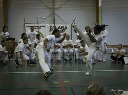  <a style='color: #fff;' href='/uploaded/photo/4-festival-de-capoeira-ecb-jalara-556a3aa3ebefe.jpg'>(Télécharger)</a>