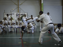  <a style='color: #fff;' href='/uploaded/photo/4-festival-de-capoeira-ecb-jalara-556a46f7960d1.jpg'>(Télécharger)</a>