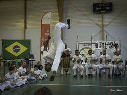  <a style='color: #fff;' href='/uploaded/photo/4-festival-de-capoeira-ecb-jalara-556a48fa3a531.jpg'>(Télécharger)</a>