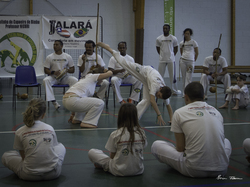  <a style='color: #fff;' href='/uploaded/photo/4-festival-de-capoeira-ecb-jalara-556a4be0713e3.jpg'>(Télécharger)</a>