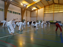  <a style='color: #fff;' href='/uploaded/photo/4-festival-de-capoeira-ecb-jalara-556af6101a1e1.jpg'>(Télécharger)</a>