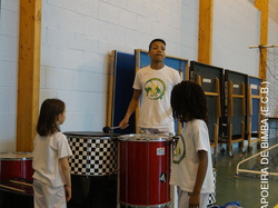  <a style='color: #fff;' href='/uploaded/photo/4-festival-de-capoeira-ecb-jalara-556b1c933c6e6.jpg'>(Télécharger)</a>